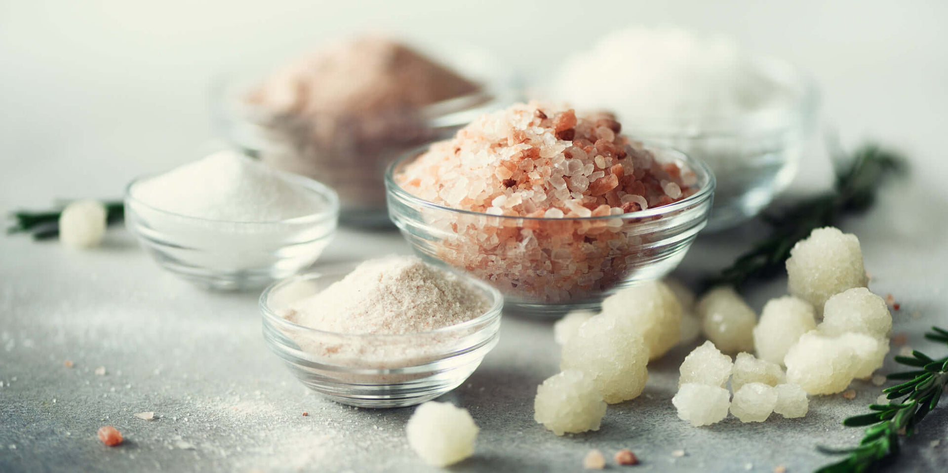 Pink Himalayan Sea Salt Vs Sea Salt - Ittefaq salt
